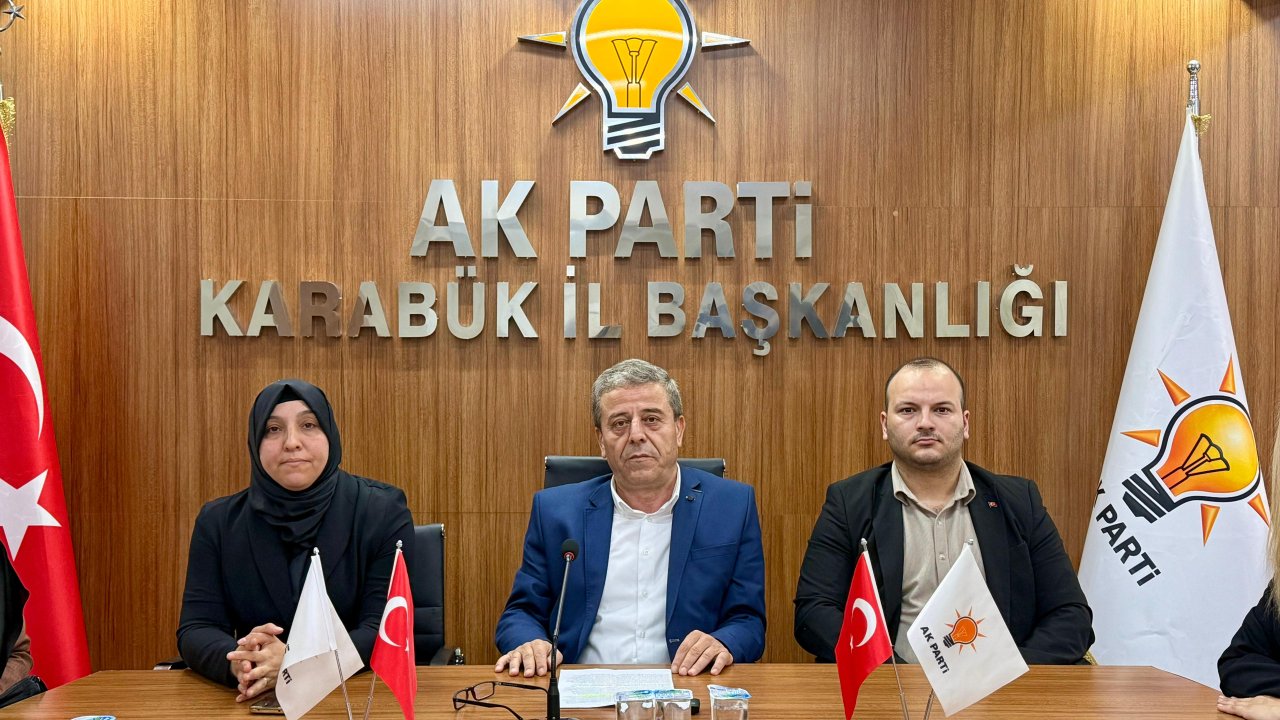 AK PARTİ’DEN 27 MAYIS DARBESİNE TEPKİ: KARABÜK’TE DEMOKRASİ VURGUSU
