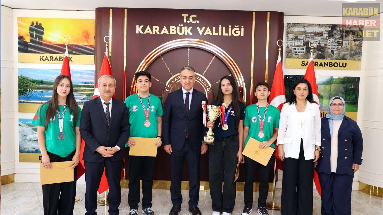 KARABÜK’LÜ ŞAMPİYONLARA VALİ OKTAY ÇAĞATAY’DAN KABUL
