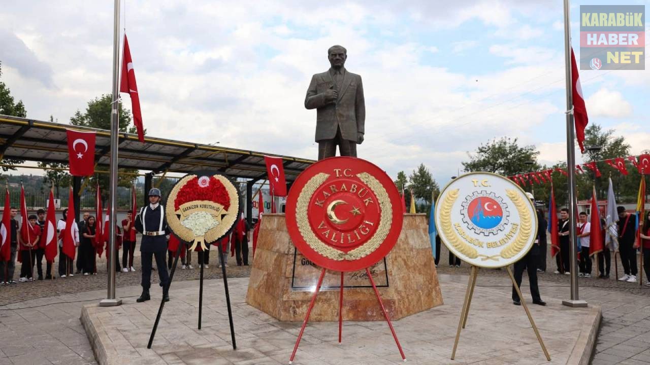 KARABÜK’TE 30 AĞUSTOS ÇELENK SUNMA TÖRENİ
